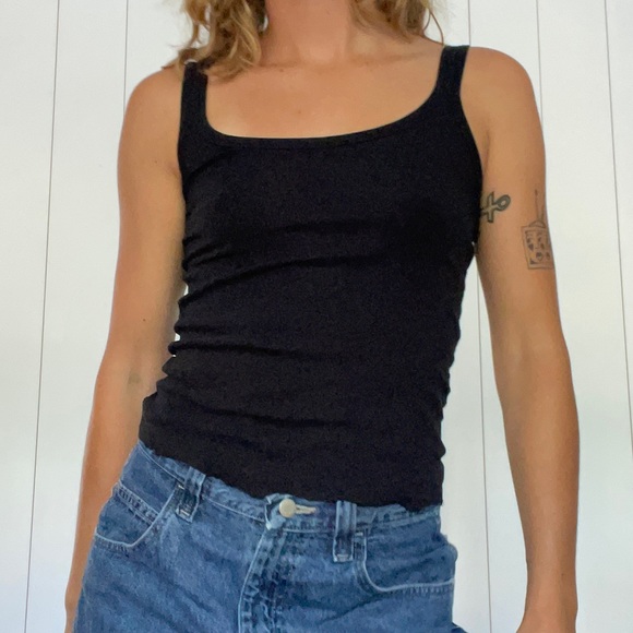 TANK TOP - Picture 3 of 5